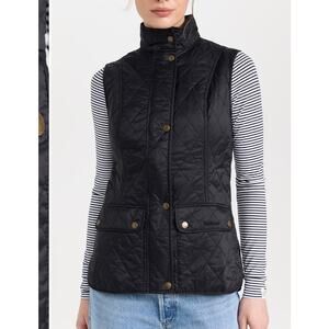 Barbour women’s quilted jacket / vest navy blue Sz. 8